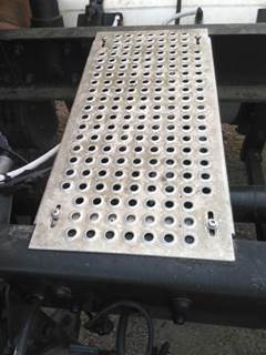 International ProStar Frame Step for a International PROSTAR 122