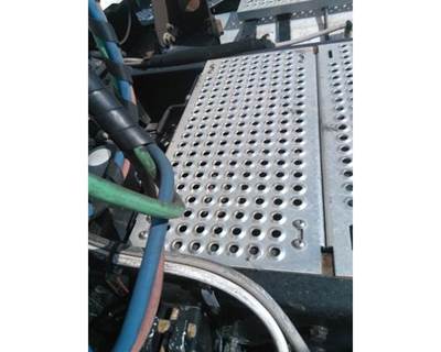 International ProStar Frame Step for a International PROSTAR 122