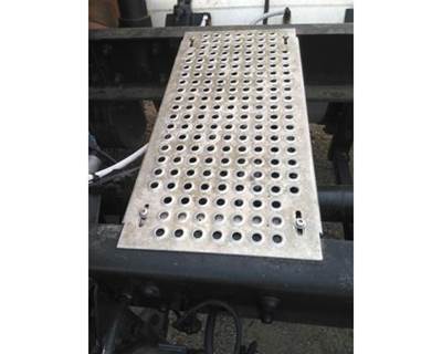 International ProStar Frame Step for a International PROSTAR 122