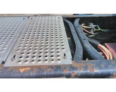 International ProStar Frame Step for a International PROSTAR 122