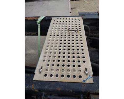 International ProStar Frame Step for a International PROSTAR 125