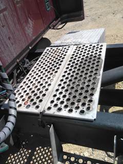 Kenworth T2000 Frame Step