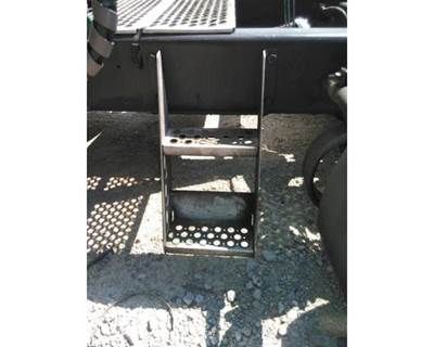 Kenworth T2000 Frame Step