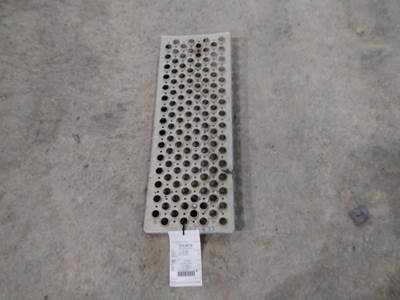 Kenworth T680 Deck (Catwalk) Step