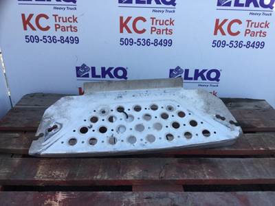 Kenworth T680 Step Fairing
