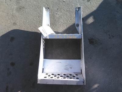Kenworth T680 Frame Step