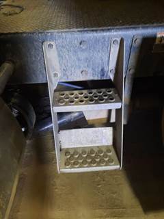 Kenworth T680 Frame Step