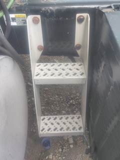 Kenworth T680 Left Frame Step