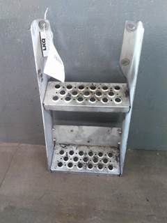 Kenworth T680 Left Frame Step