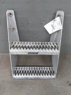 Kenworth T680 Left Frame Step