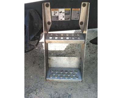 Kenworth T680 Right Frame Step