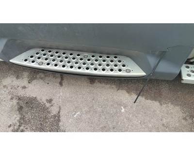 Kenworth T680 Left Frame Step