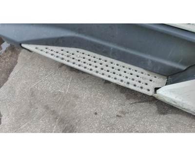 Kenworth T680 Right Frame Step