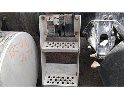 Kenworth T680 Left Frame Step