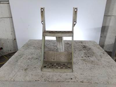 Kenworth T800B Left Frame Step