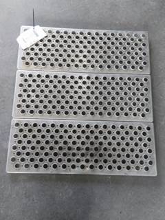 Kenworth T880 Deck (Catwalk) Step