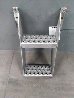 Mack Anthem Left Frame Step