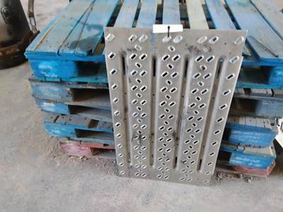 Mack Anthem Left Frame Step