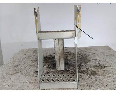 Mack Anthem Left Frame Step