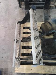 Mack CH612 Left Step