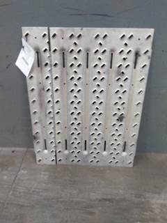 Mack Pinnacle CXU612 Deck (Catwalk) Step for a Mack CXU612