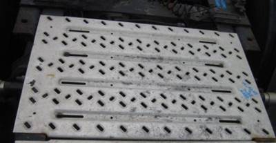 Mack Pinnacle CXU613 Deck (Catwalk) Step for a Mack CXU613