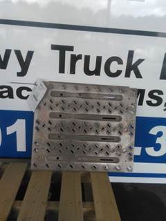 Mack Pinnacle CXU613 Deck (Catwalk) Step for a Mack CXU613