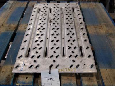 Mack Pinnacle CXU613 Frame Step for a Mack CXU613