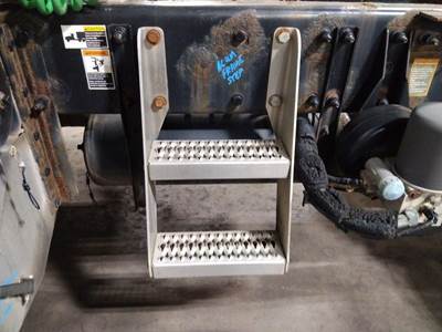 Peterbilt 335 Left Frame Step