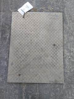 Peterbilt 349 Deck (Catwalk) Step