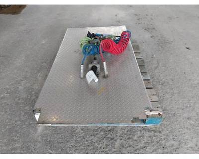 Peterbilt 379 Frame Step