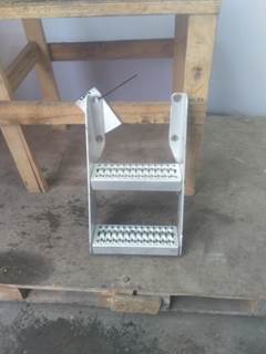 Peterbilt 384 Frame Step