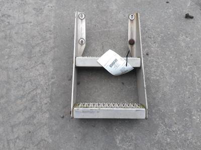 Peterbilt 387 Frame Step