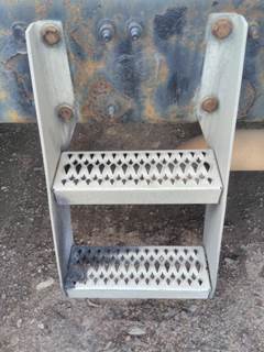 Peterbilt 387 Left Frame Step