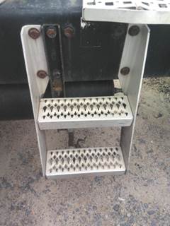 Peterbilt 387 Left Frame Step