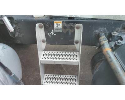 Peterbilt 387 Left Frame Step
