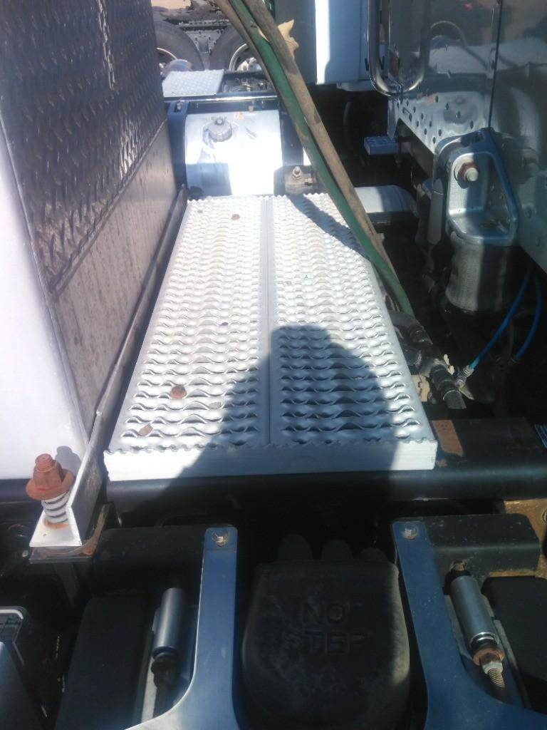 2012 Peterbilt 388 Step For Sale Jackson, MS 2338149