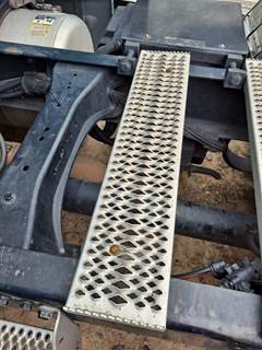 Peterbilt 579 Step