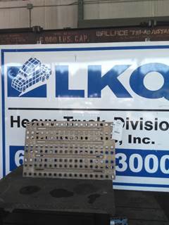 Peterbilt 579 Deck (Catwalk) Step