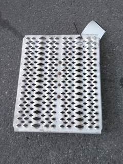 Peterbilt 579 Deck (Catwalk) Step