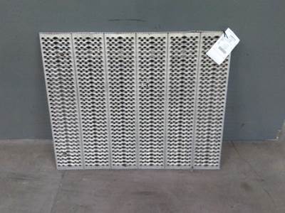 Peterbilt 579 Deck (Catwalk) Step