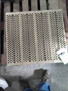 Peterbilt 579 Deck (Catwalk) Step