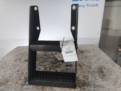 Peterbilt 579 Right Frame Step