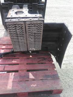 Peterbilt 579 Frame Step