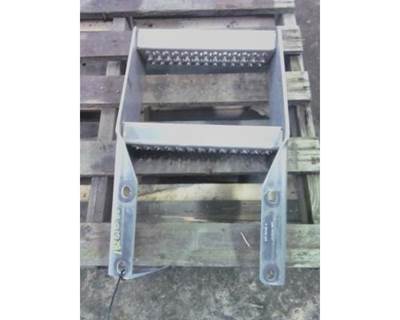 Peterbilt 579 Frame Step