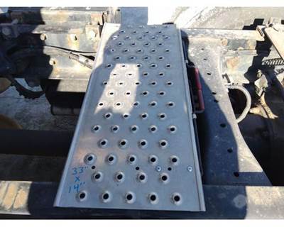 Peterbilt 579 Frame Step