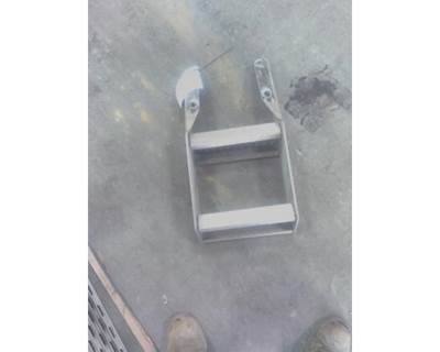 Peterbilt 579 Right Frame Step