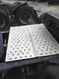 Sterling A9500 Deck (Catwalk) Step