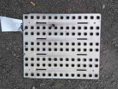 Volvo VNL Left Deck (Catwalk) Step