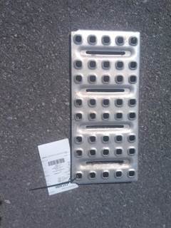 Volvo VNL Deck (Catwalk) Step